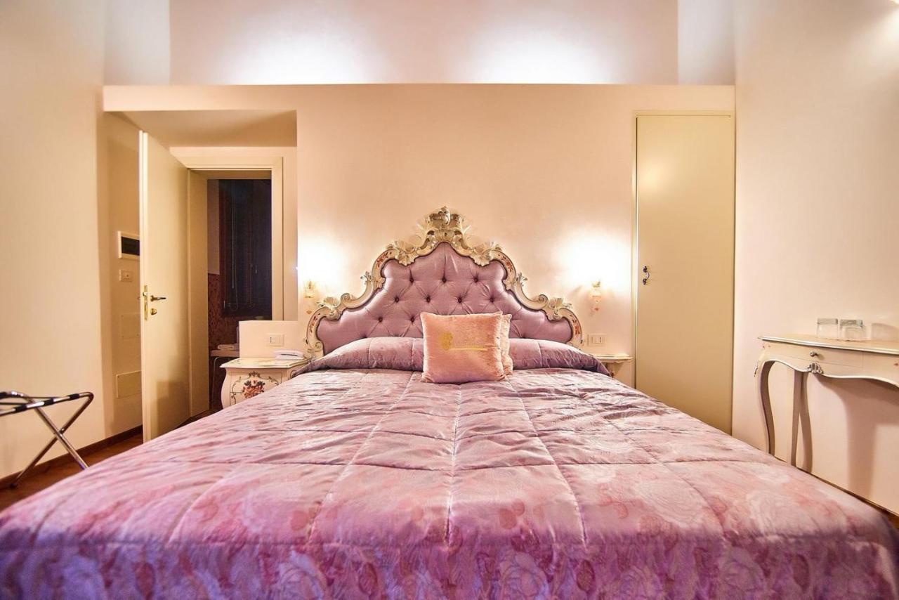 Ca Zane Martin Hotel โตโล ภายนอก รูปภาพ